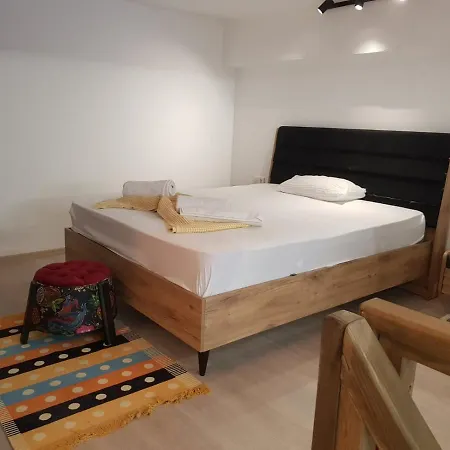 Blue Bells Hostel - Apart Daire Fethiye